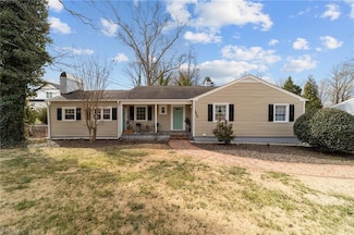 3040 Briarcliffe Rd, Winston Salem, NC 27106