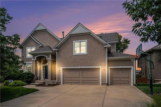 5712 Payne St, Shawnee, KS 66226