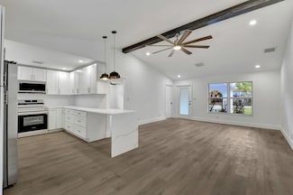 5456 Sunrise Blvd, Delray Beach, FL 33484