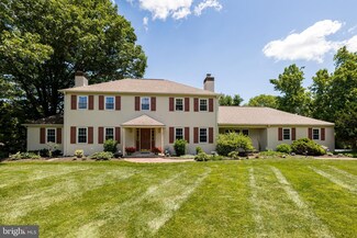 860 Meadowcroft Cir, West Chester, PA 19382