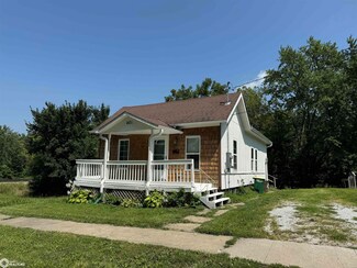 401 N D St, Fairfield, IA 52556