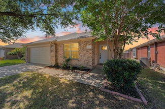 11517 Lauren Way, Fort Worth, TX 76244