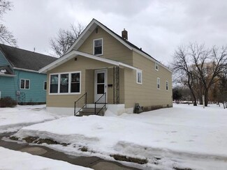 117 7th Ave NE, Waseca, MN 56093