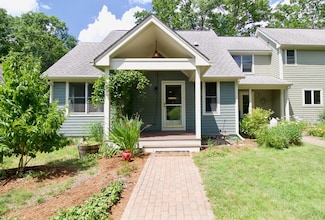 3 Mountain Laurel Path, Florence, MA 01062