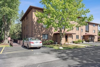 15137 Quail Hollow Dr Unit 205, Orland Park, IL 60462
