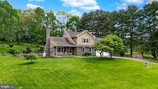 42 Bitting Rd, Alburtis, PA 18011
