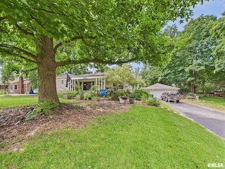 4925 Thrush Ave, Decatur, IL 62521
