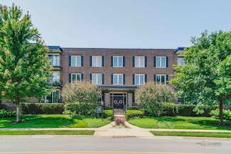 1350 N Western Ave Unit 107, Lake Forest, IL 60045