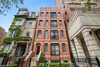 842 W Grace St Unit 2, Chicago, IL 60613