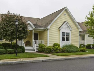 500 Mendon Rd Unit 319, Cumberland, RI 02864