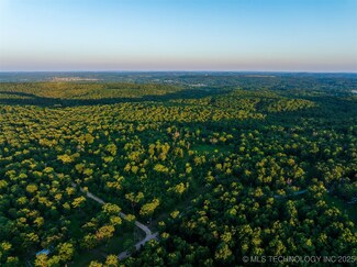 15 W 691 Rd, Lost City, OK 74441