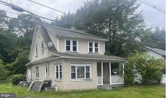 609 Main Rd, Hunlock Creek, PA 18621