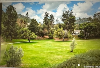 4235 Los Padres Dr, Fallbrook, CA 92028