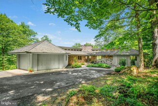 511 Center Hill Rd, Upper Black Eddy, PA 18972