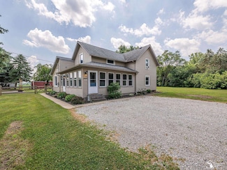 2461 Maple St, Ida, MI 48140