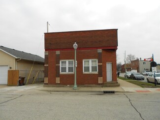 1600 Fred St, Whiting, IN 46394