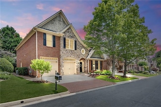 255 Wembley Cir, Atlanta, GA 30328