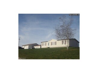 5028 W Hill Rd SW, Port Washington, OH 43837