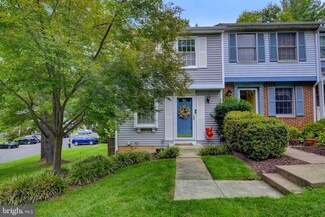 1655 Harvest Green Ct, Reston, VA 20194