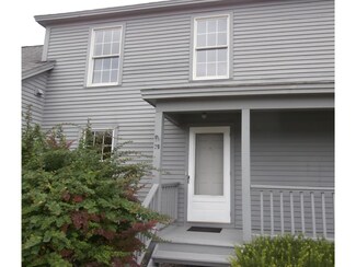 2 Country Common Unit B, Vergennes, VT 05491