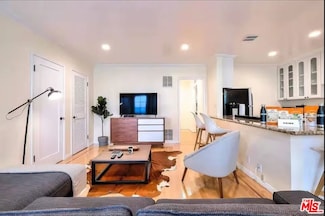 1111 11th St Unit 3, Santa Monica, CA 90403