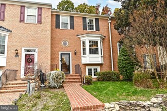 8242 Taunton Place, Springfield, VA 22152