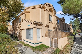 18836 Vista Del Canon Unit B, Newhall, CA 91321