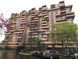 465 W Dominion Dr Unit 1003, Wood Dale, IL 60191
