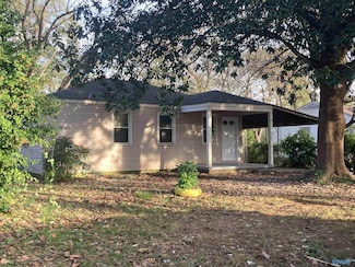 918 Parklane St NW, Huntsville, AL 35816