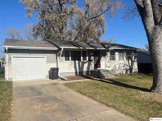 12216 C St, Omaha, NE 68144