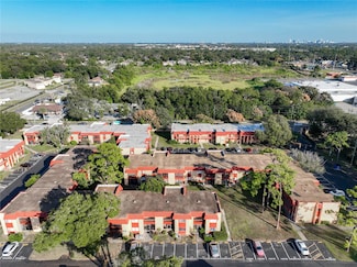 2860 N Powers Dr Unit 10, Orlando, FL 32818