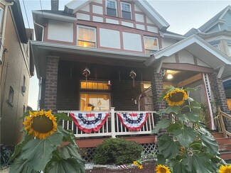 3037 Bergman St, Pittsburgh, PA 15204