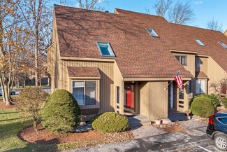 21 Blackstone Ct, MerriMacK, NH 03054