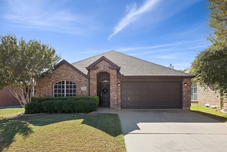 2748 Thorncreek Ln, Fort Worth, TX 76177