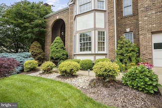 12602 Lake Normandy Ln, Fairfax, VA 22030