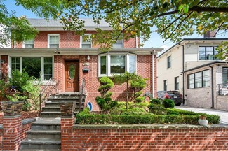 919 81st St, Brooklyn, NY 11228
