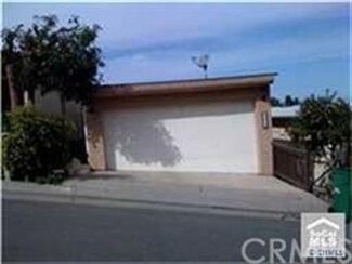 1029 Santa Ana St, Laguna Beach, CA 92651
