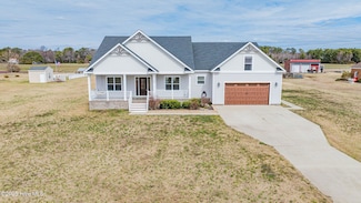 129 Solo Ln, Knotts Island, NC 27950