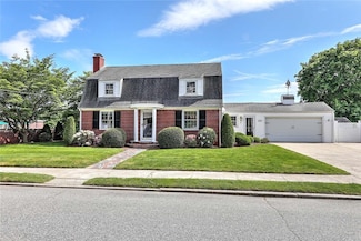 225 Saratoga Ave, Pawtucket, RI 02861