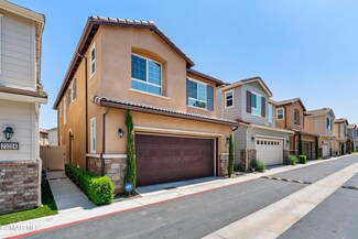 23208 W Canterbury Way, Los Angeles, CA 91307