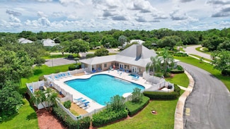 650 NE Waters Edge Ln, Port Saint Lucie, FL 34983
