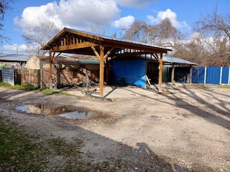 2845 Washington Dr, Houston, TX 77038
