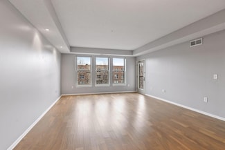 560 N 2nd St Unit 302, Minneapolis, MN 55401
