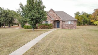 7612 Lakeview Dr, Blanchard, OK 73010