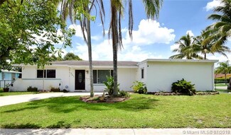 731 SW 68th Terrace, Pembroke Pines, FL 33023