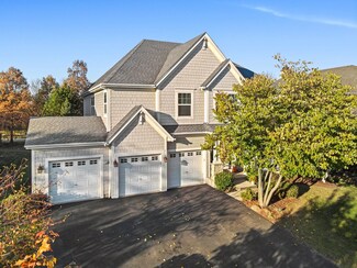 1708 Woods Way, Vernon Hills, IL 60061