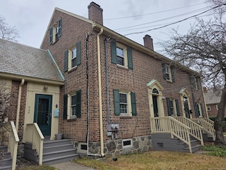 70 Sims St, Bridgeport, CT 06604