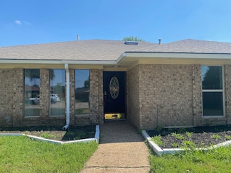 2433 Midnight Cir, Plano, TX 75093