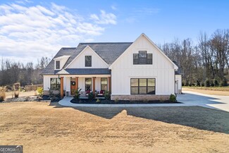 421 Storey Ln, Jefferson, GA 30549