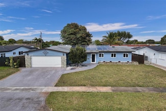 7711 NW 5th St, Pembroke Pines, FL 33024